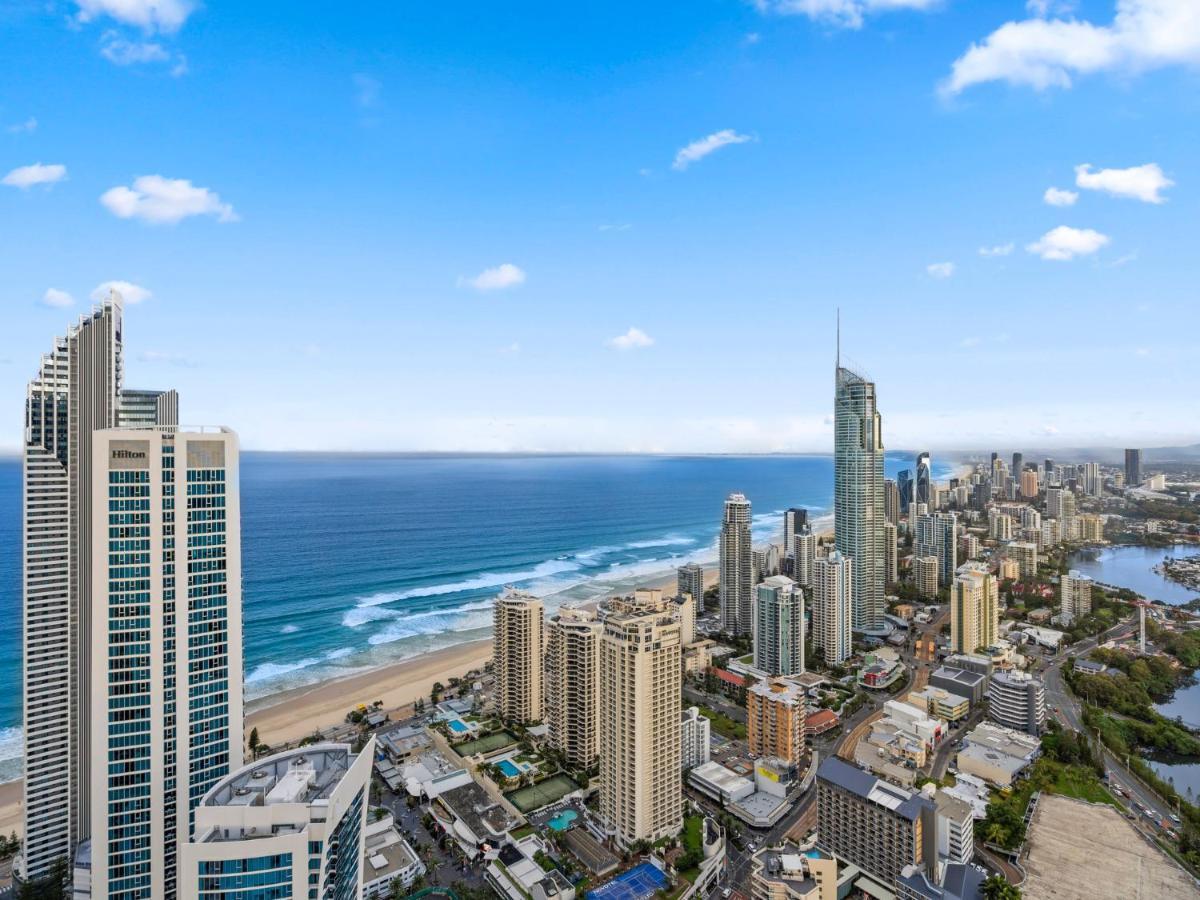 Circle On Cavill - Hosted By Coastal Letting Apartman Gold Coast Kültér fotó