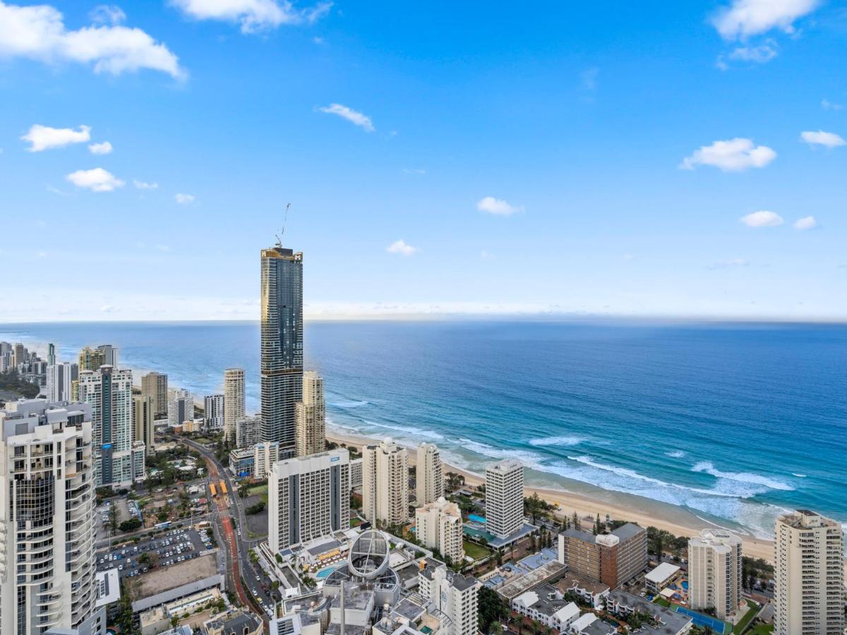 Circle On Cavill - Hosted By Coastal Letting Apartman Gold Coast Kültér fotó